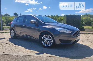 Хэтчбек Ford Focus 2015 в Днепре