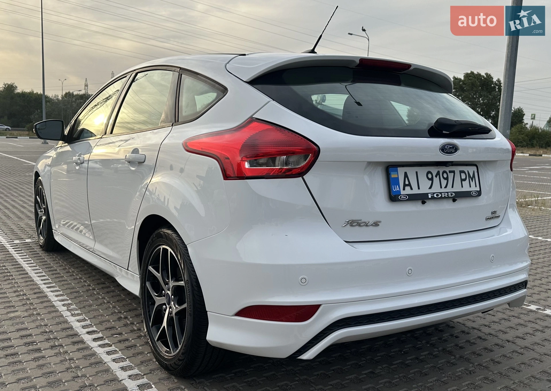 2016 Ford Focus - мініатюра 10