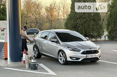 Хэтчбек Ford Focus 2015 в Запорожье