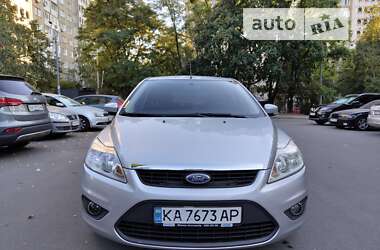 Хэтчбек Ford Focus 2010 в Киеве