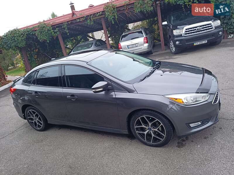 Седан Ford Focus 2015 в Киеве фото 10 Седан Ford Focus 2015 в Киеве