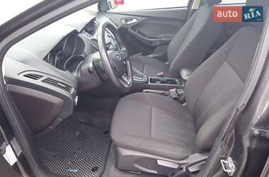 Седан Ford Focus 2015 в 
