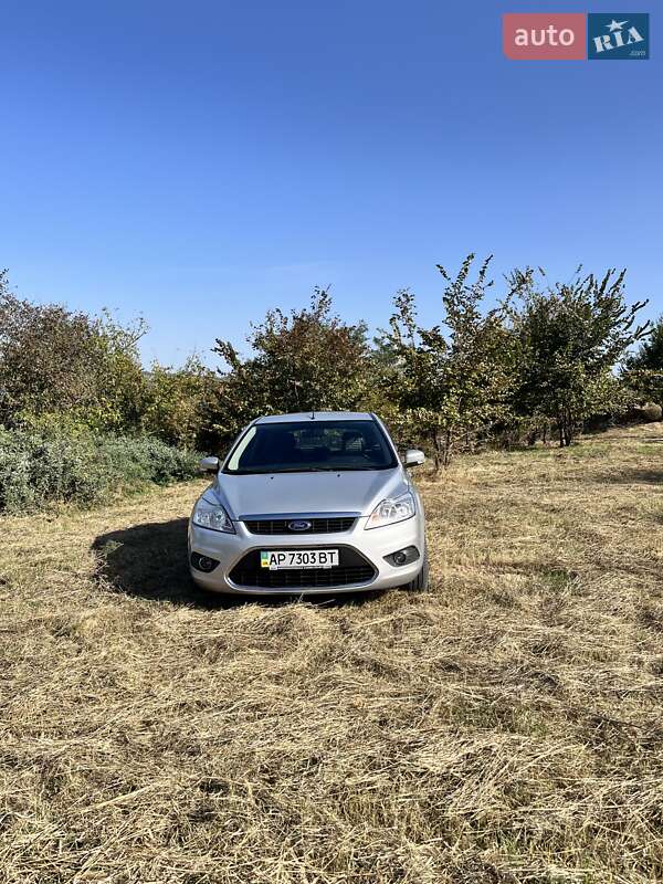 Хэтчбек Ford Focus 2010 в Днепре