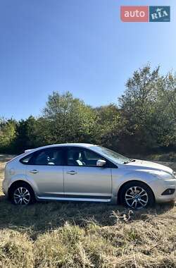 Хэтчбек Ford Focus 2010 в Днепре