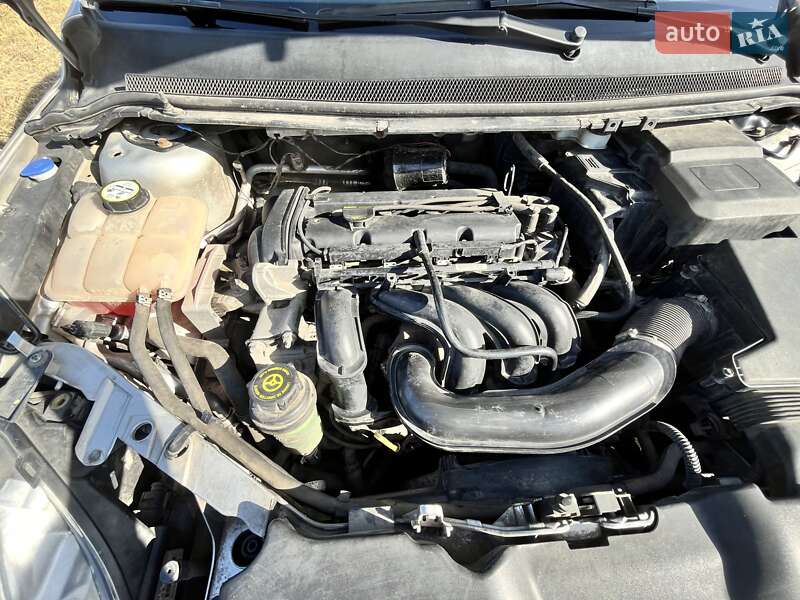Хэтчбек Ford Focus 2010 в Днепре