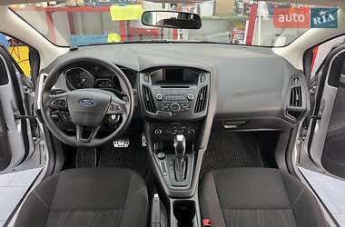 Хэтчбек Ford Focus 2016 в Днепре