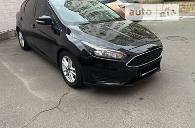 Хэтчбек Ford Focus 2017 в 
