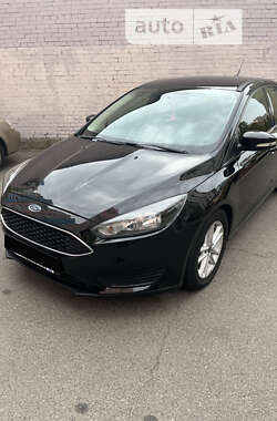 Хэтчбек Ford Focus 2017 в 