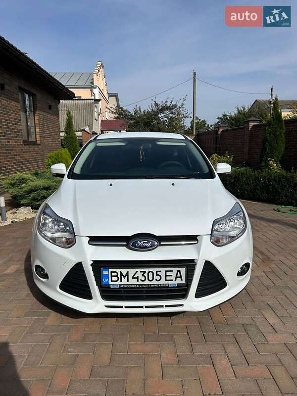 Хэтчбек Ford Focus 2013 в Сумах