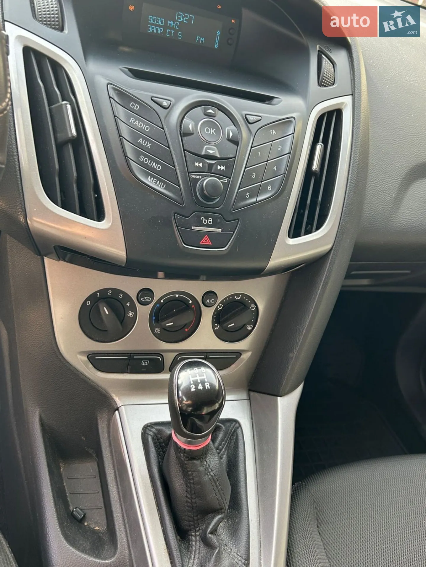 2013 Ford Focus - мініатюра 9