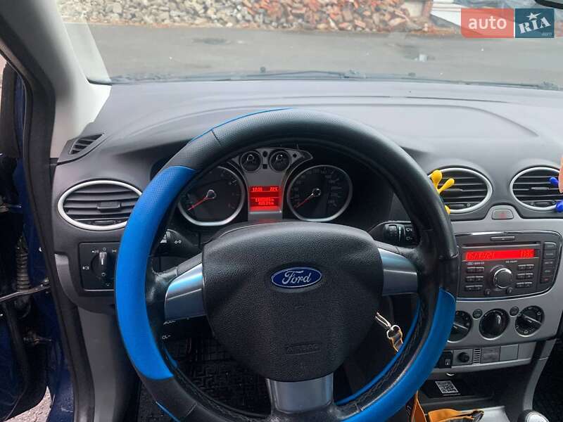 Хэтчбек Ford Focus 2010 в Чернигове фото 6 Хэтчбек Ford Focus 2010 в Чернигове