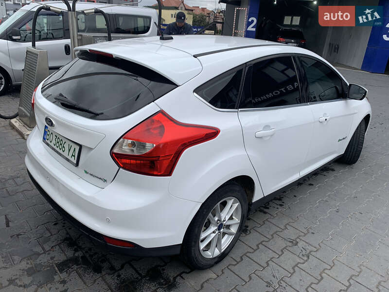 Хэтчбек Ford Focus 2014 в Тернополе