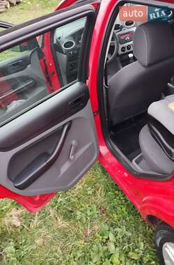 Универсал Ford Focus 2010 в 