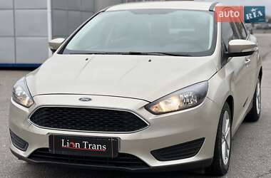 Седан Ford Focus 2017 в 