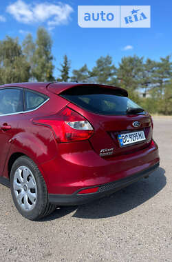 Хэтчбек Ford Focus 2013 в Львове