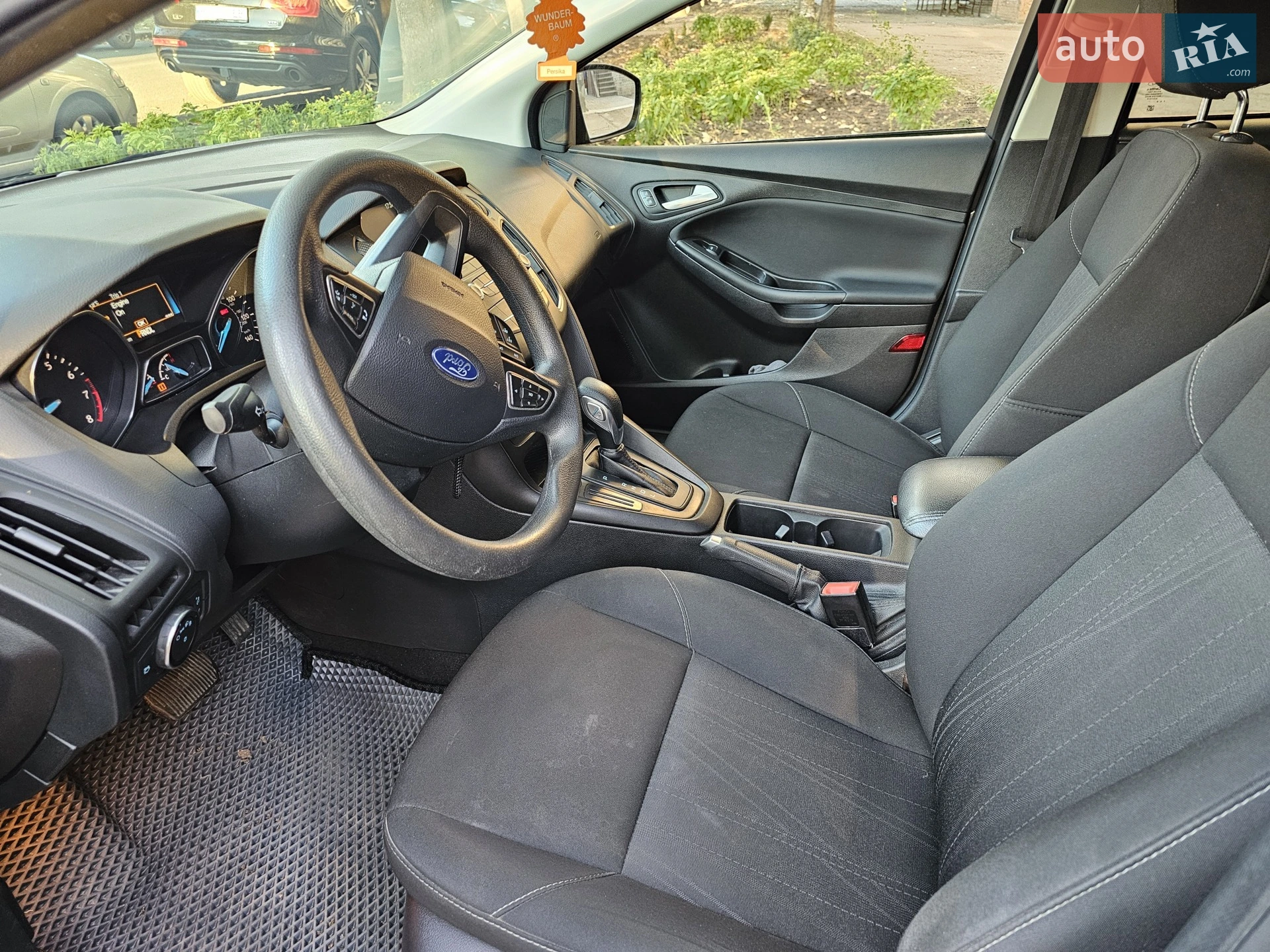 2017 Ford Focus - мініатюра 8