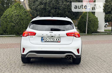 Хэтчбек Ford Focus 2019 в 