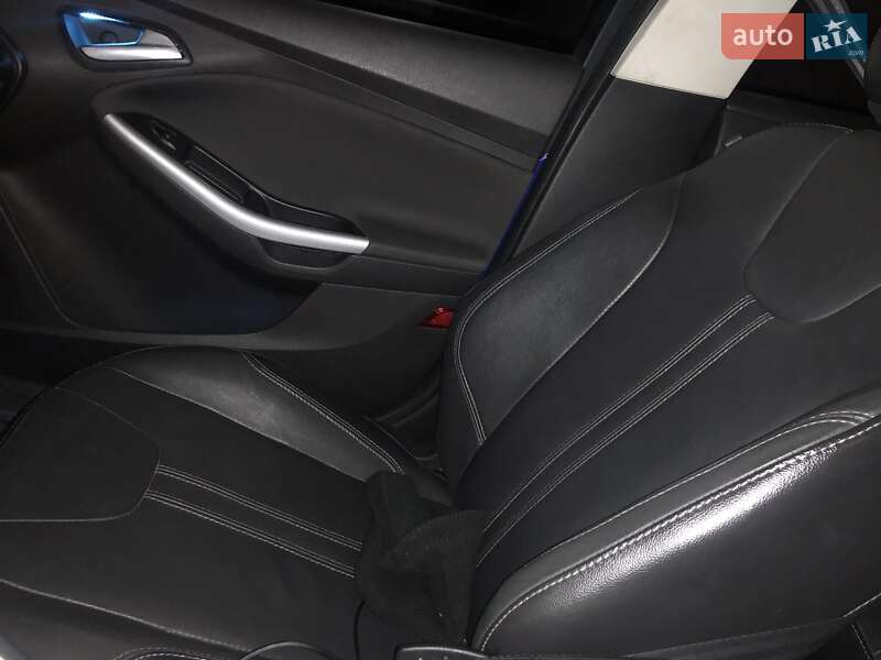 Седан Ford Focus 2013 в Киеве