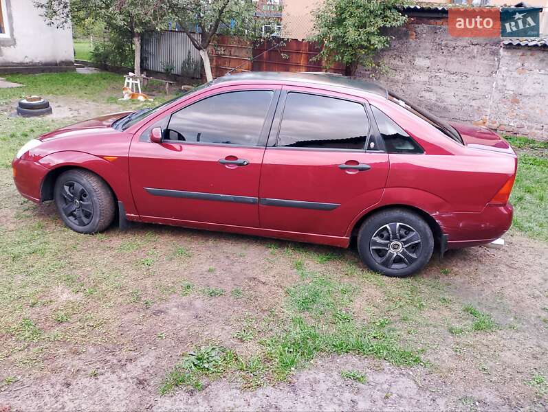 Седан Ford Focus 1999 в Львове
