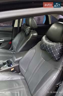 Седан Ford Focus 2013 в Кропивницком