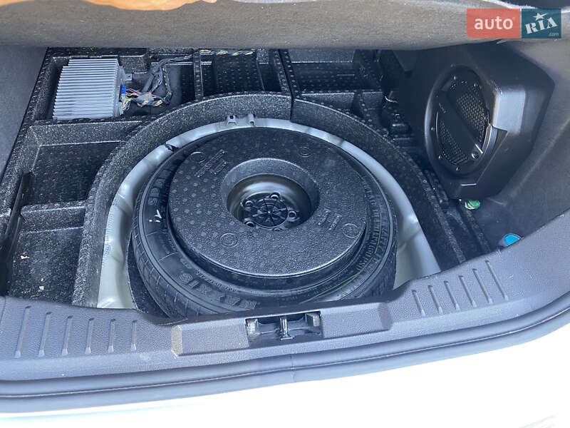 Седан Ford Focus 2018 в Киеве