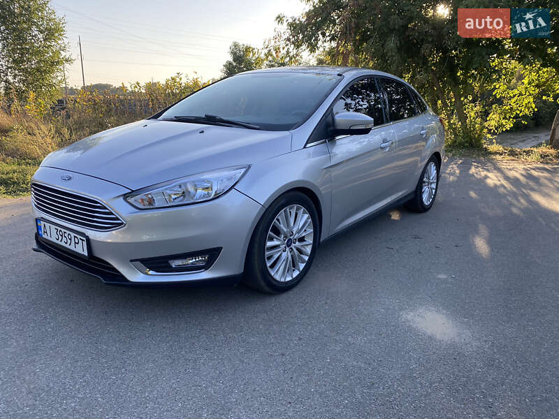 Седан Ford Focus 2018 в Киеве