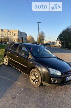 Хетчбек Ford Focus 2005 в Ходореві