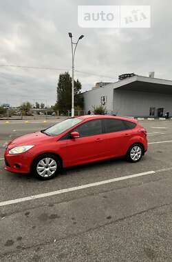 Хетчбек Ford Focus 2013 в Петропавлівській Борщагівці