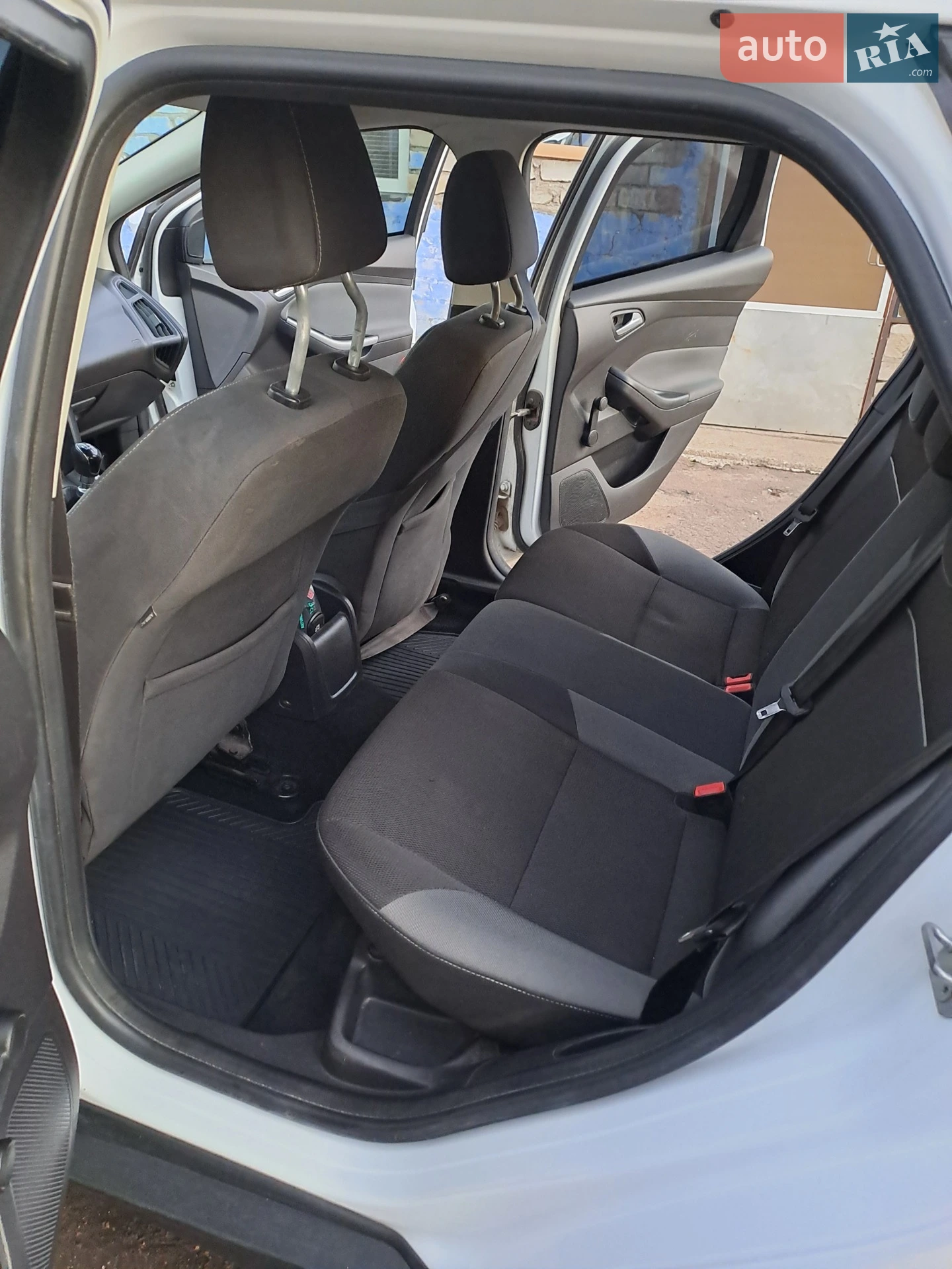 2011 Ford Focus - мініатюра 11
