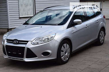 Хэтчбек Ford Focus 2013 в Черновцах