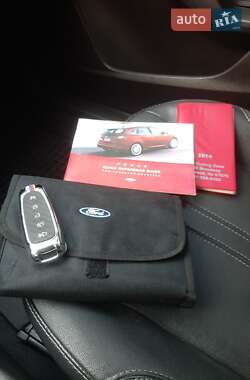 Хэтчбек Ford Focus 2013 в 
