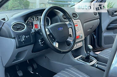 Хэтчбек Ford Focus 2008 в Стрые