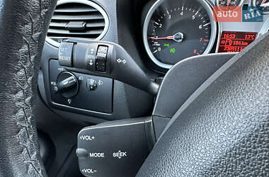 Хэтчбек Ford Focus 2009 в 