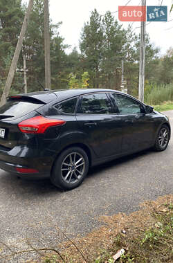Хетчбек Ford Focus 2015 в Києві