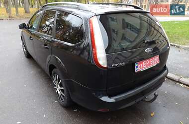 Универсал Ford Focus 2010 в 