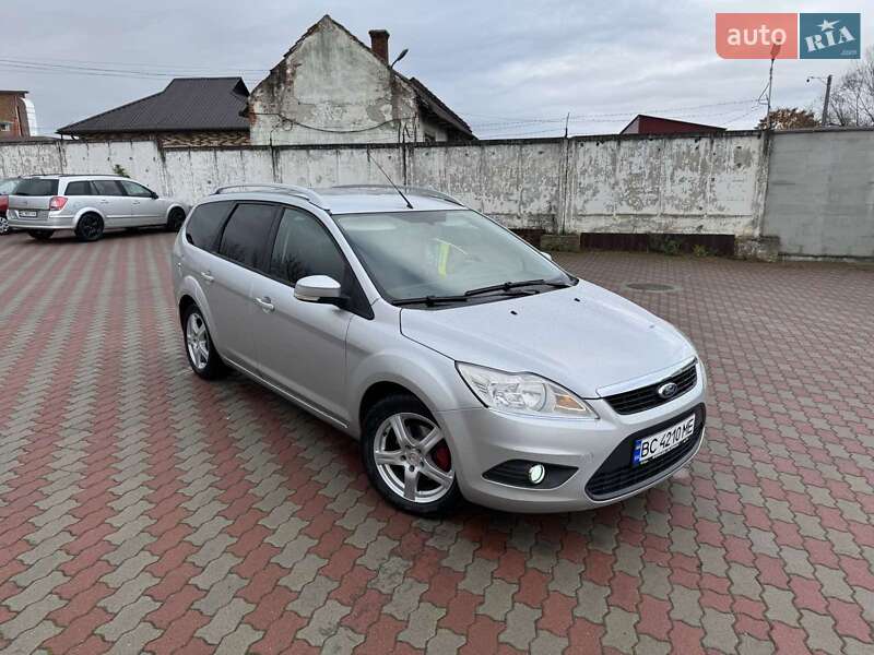 Універсал Ford Focus 2010 в Ходореві