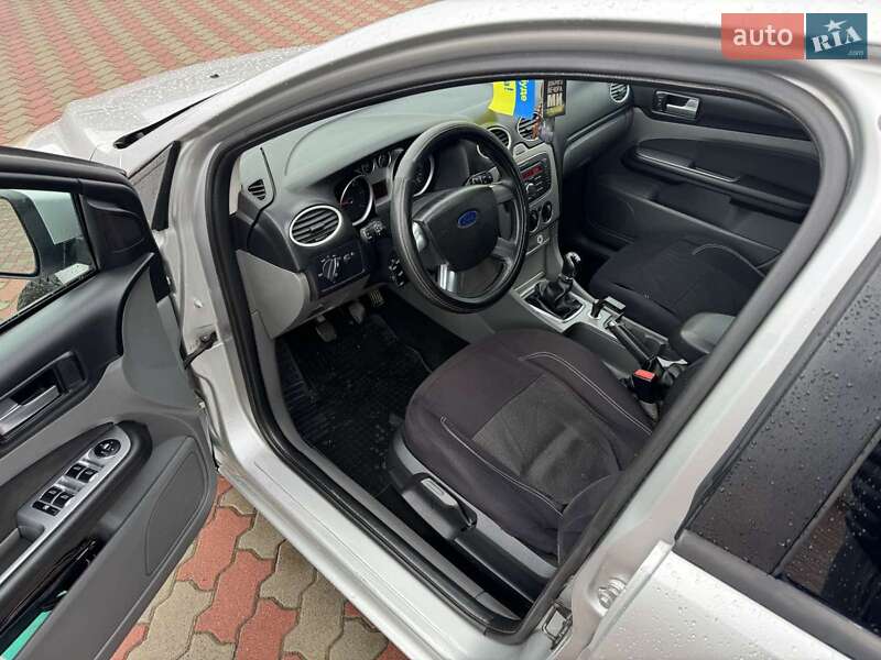 Універсал Ford Focus 2010 в Ходореві