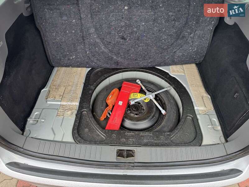 Універсал Ford Focus 2010 в Ходореві