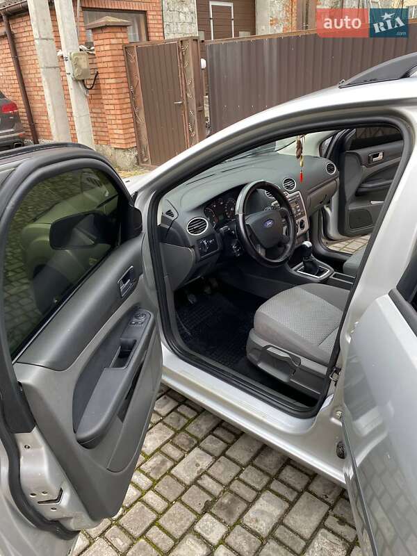 Универсал Ford Focus 2005 в Львове фото 12 Универсал Ford Focus 2005 в Львове