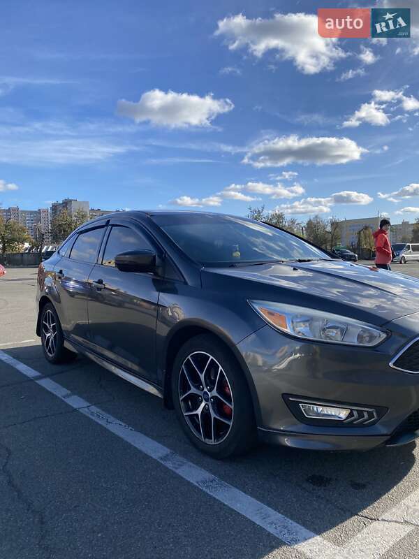Седан Ford Focus 2015 в Шепетовке