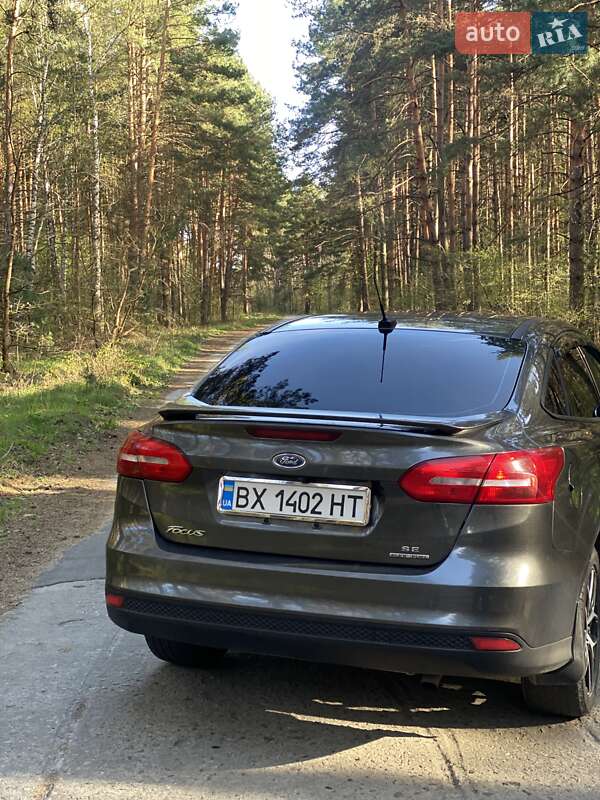 Седан Ford Focus 2015 в Шепетовке