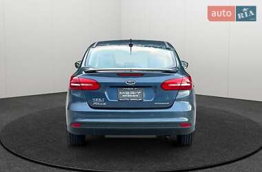 Седан Ford Focus 2018 в 