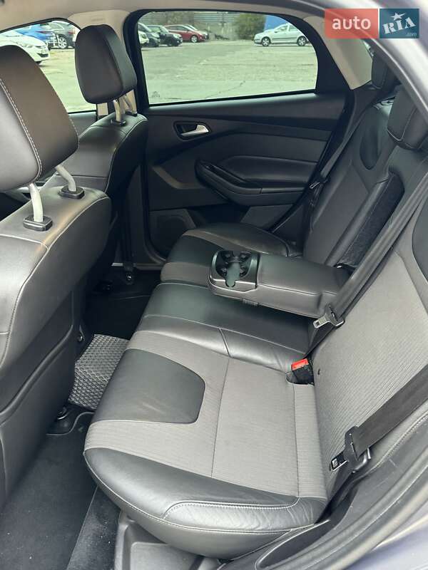 Хэтчбек Ford Focus 2011 в Киеве
