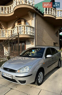 Седан Ford Focus 2003 в Хусте