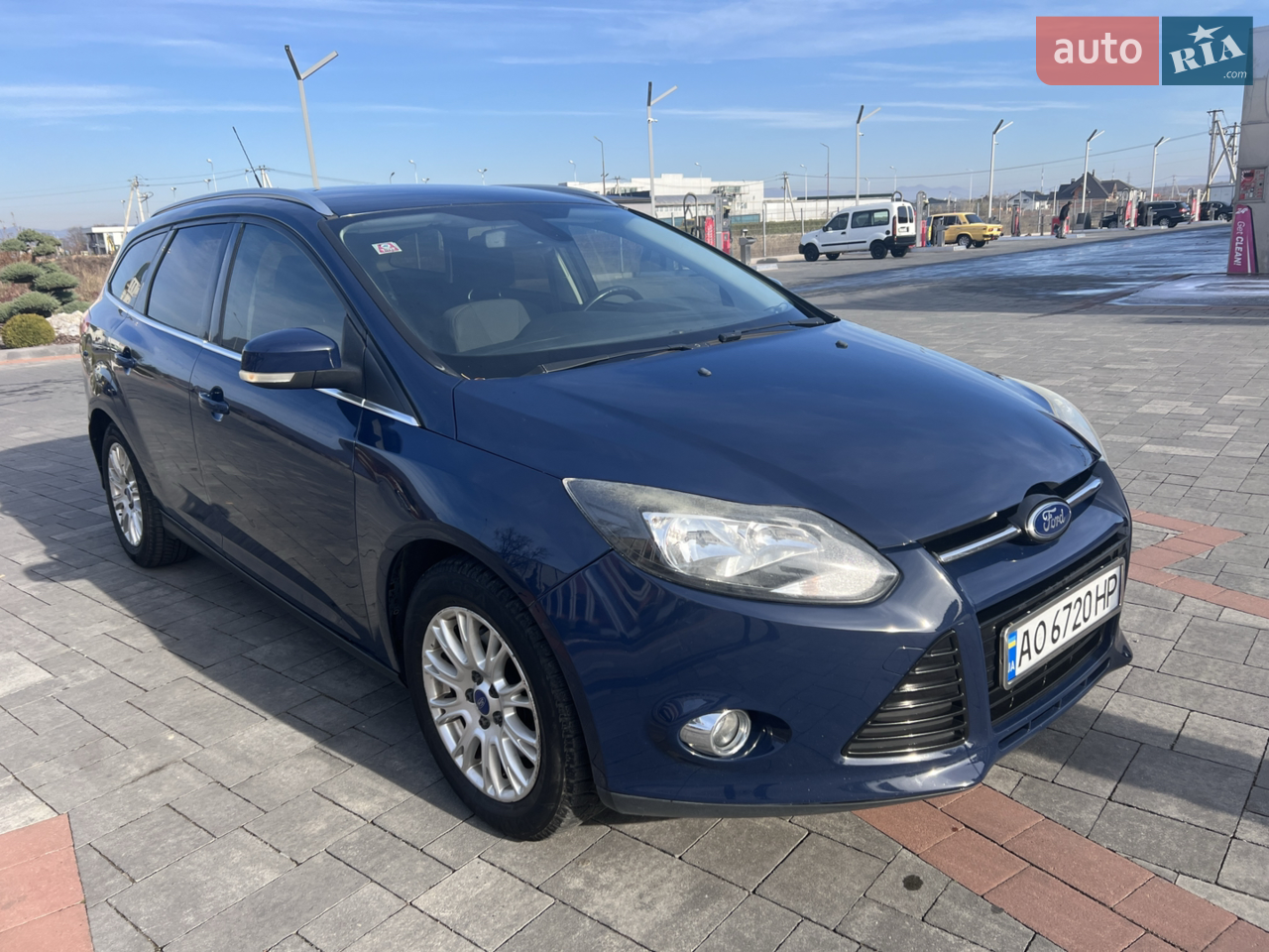 2010 Ford Focus - мініатюра 4