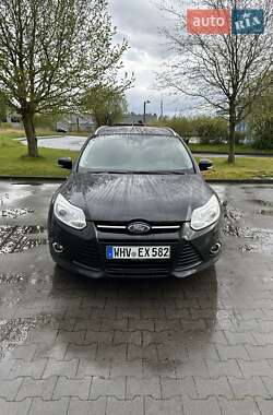 Универсал Ford Focus 2012 в 