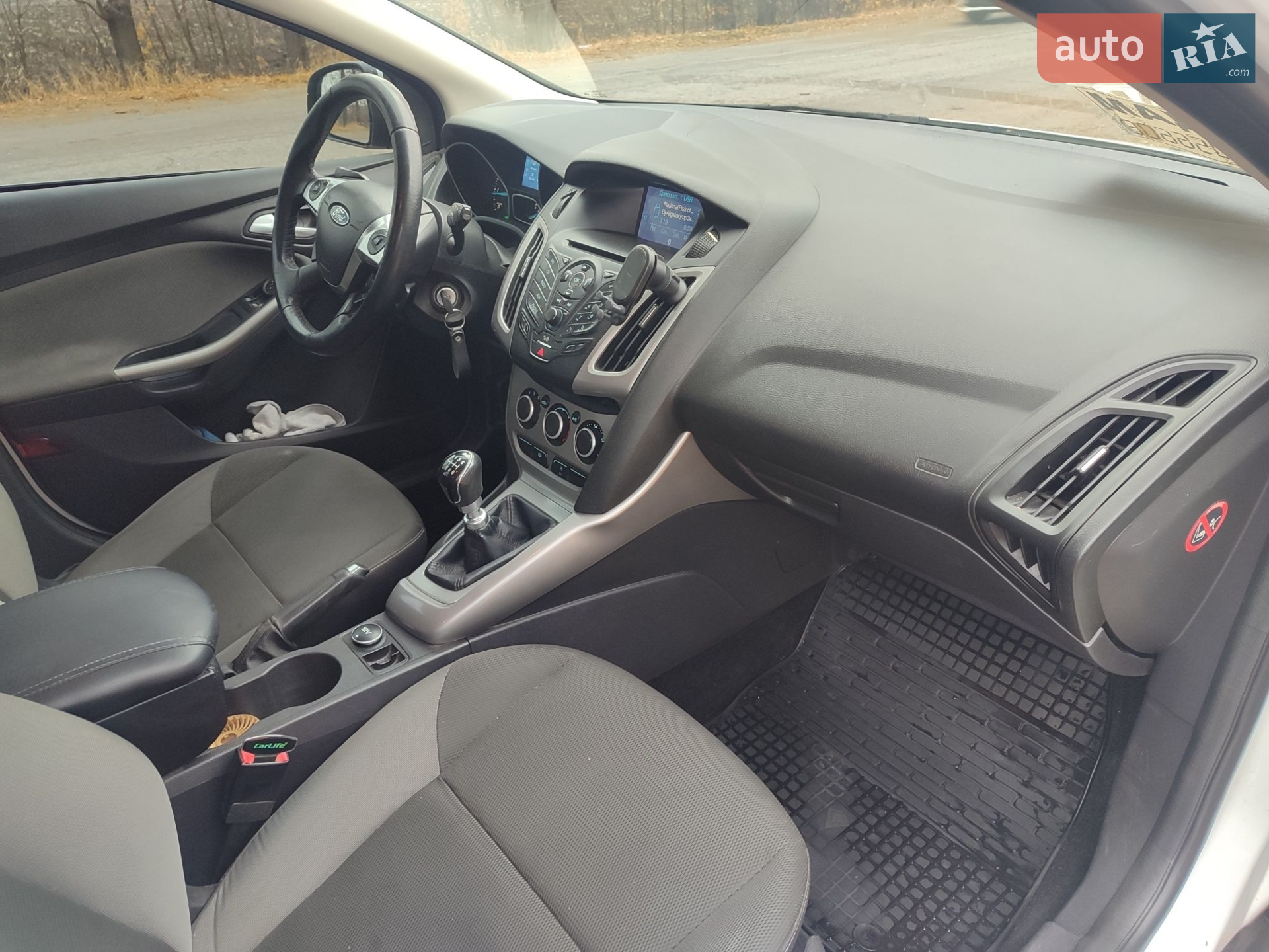 2012 Ford Focus - мініатюра 12