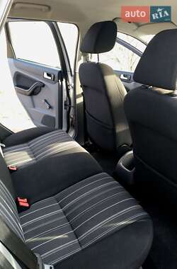 Універсал Ford Focus 2010 в Золочеві