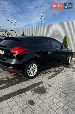 Хетчбек Ford Focus 2015 в Івано-Франківську