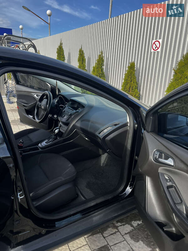 Хетчбек Ford Focus 2015 в Івано-Франківську фото 18 Хетчбек Ford Focus 2015 в Івано-Франківську